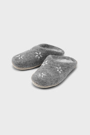 WARM FEET SLIPPERS