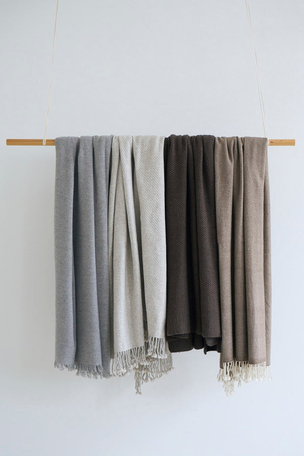 FREJA THROW